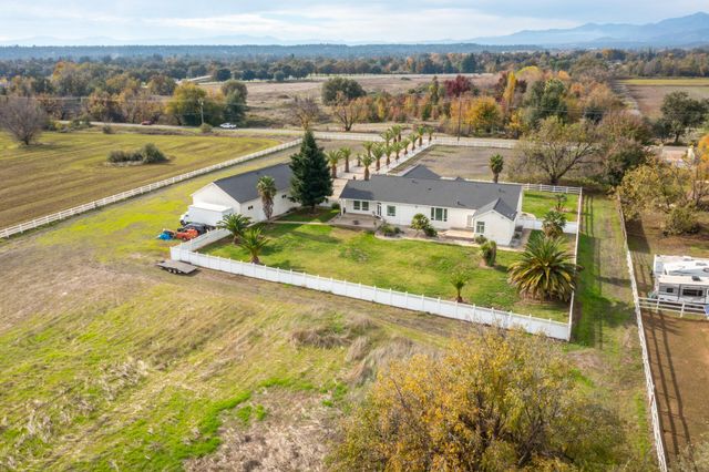 7605 Churn Creek Road, Redding, CA 96002