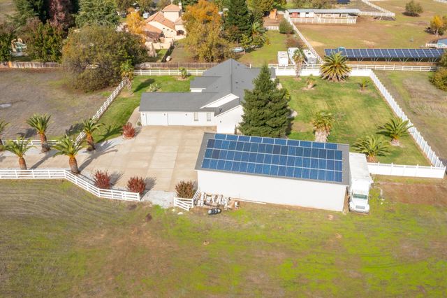 7605 Churn Creek Road, Redding, CA 96002