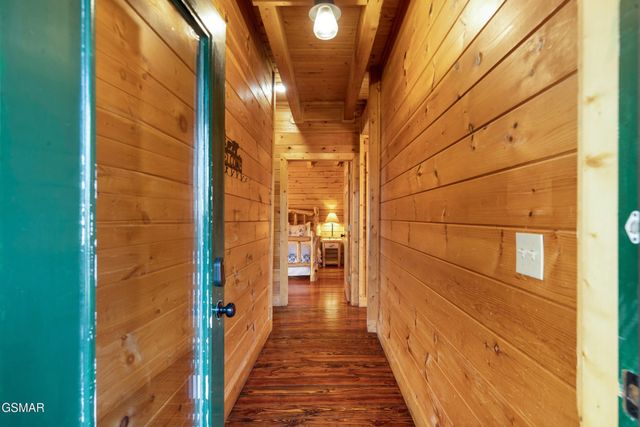 2920 Raven Fork Circle, Sevierville, TN 37876