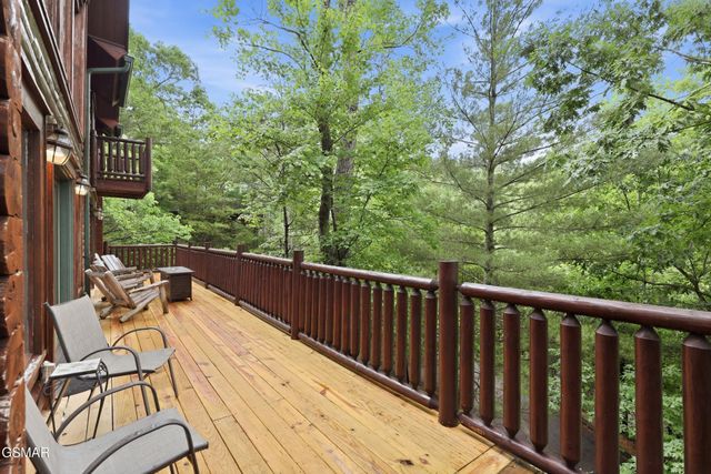 2920 Raven Fork Circle, Sevierville, TN 37876