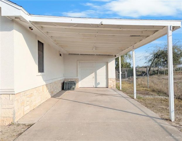 602 N Dakota Street, Alton, TX 78573