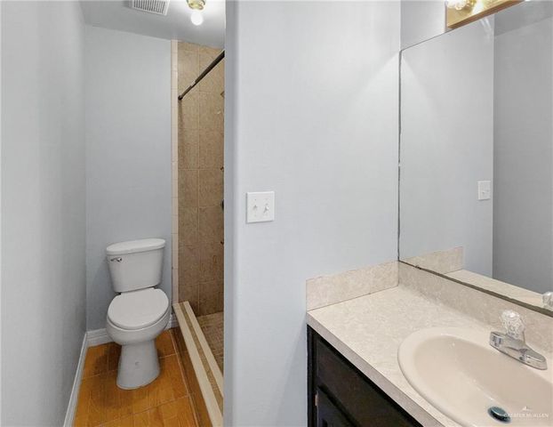 602 N Dakota Street, Alton, TX 78573