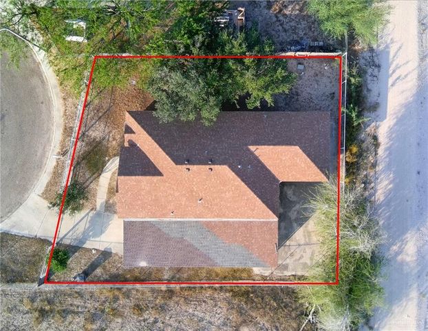 602 N Dakota Street, Alton, TX 78573