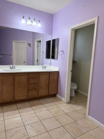 277 Danbury Pl, Lathrop, CA 95330