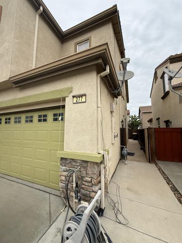 277 Danbury Pl, Lathrop, CA 95330