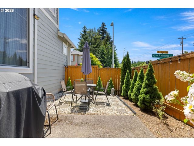 6501 Ne RAINSONG Ln, Hillsboro, OR 97124