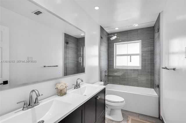 1540 SE 23rd Ave -, Pompano Beach, FL 33062