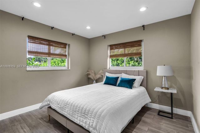 1540 SE 23rd Ave -, Pompano Beach, FL 33062