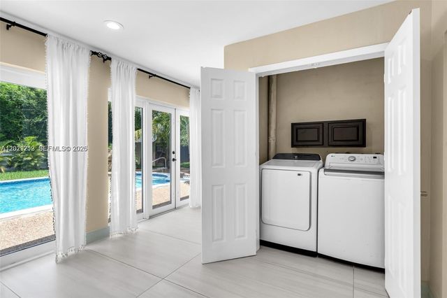 1540 SE 23rd Ave -, Pompano Beach, FL 33062