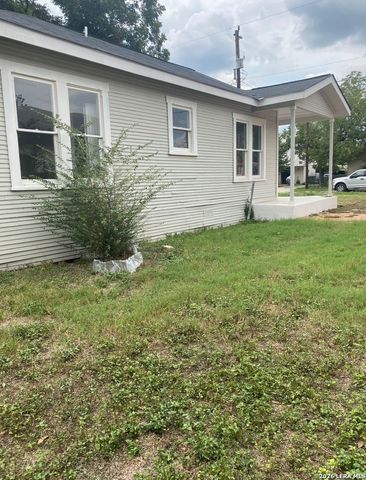 818 Waverly Ave, San Antonio, TX 78201