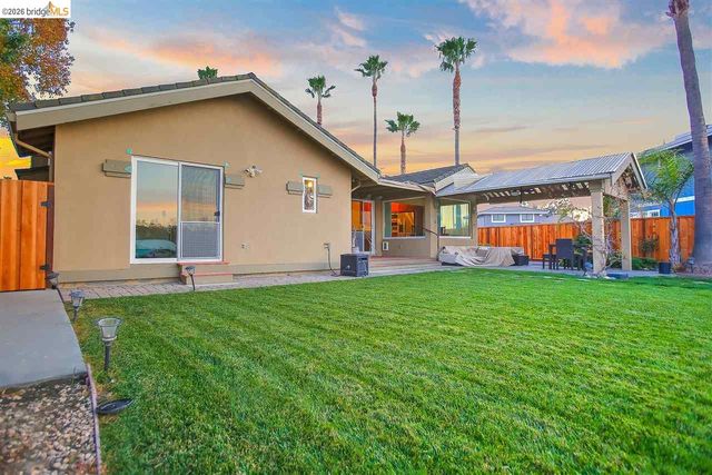 5545 Drakes Ct, Discovery Bay, CA 94505