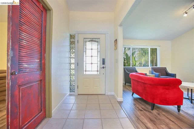 5545 Drakes Ct, Discovery Bay, CA 94505