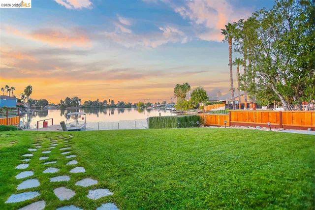 5545 Drakes Ct, Discovery Bay, CA 94505