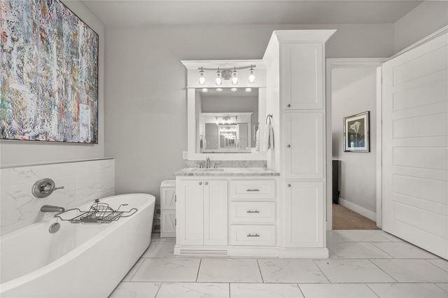 2654 S Loblolly Lane, Edmond, OK 73012