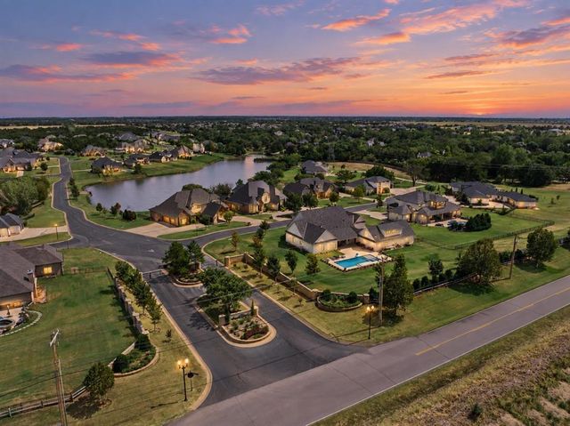 2654 S Loblolly Lane, Edmond, OK 73012