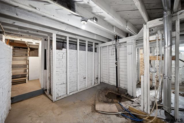 4514 Camden Avenue, Omaha, NE 68104