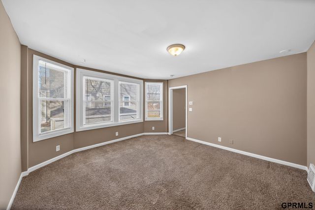 4514 Camden Avenue, Omaha, NE 68104