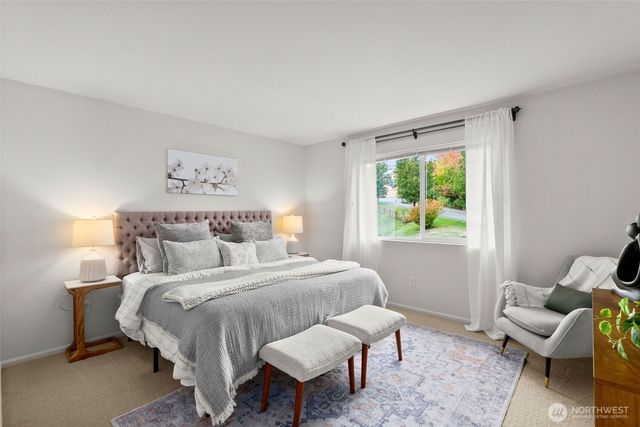 990 Ebbets Drive SW, Tumwater, WA 98512