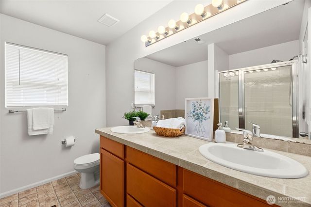 990 Ebbets Drive SW, Tumwater, WA 98512