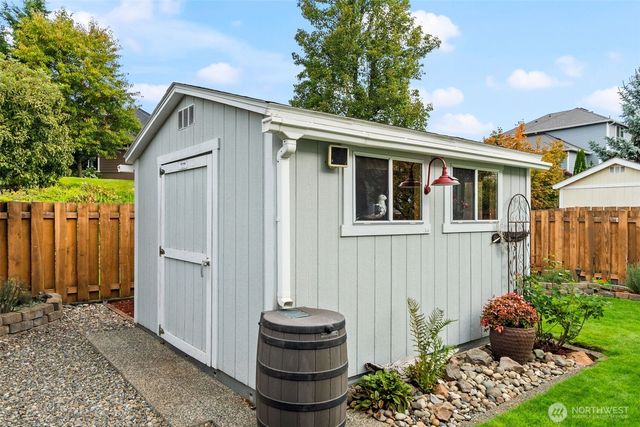 990 Ebbets Drive SW, Tumwater, WA 98512