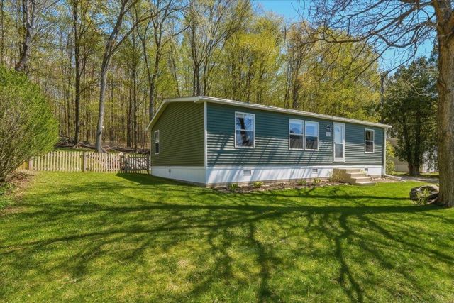 737 Porterwood Drive, Williston, VT 05495