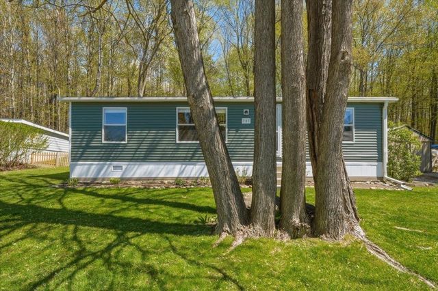 737 Porterwood Drive, Williston, VT 05495