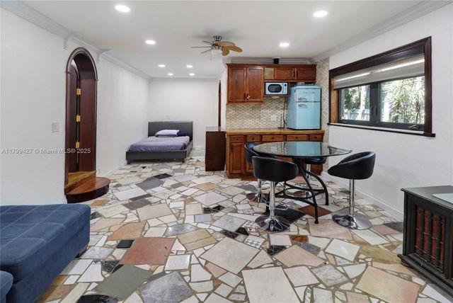 550 Quail Ave1, Miami Springs, FL 33166