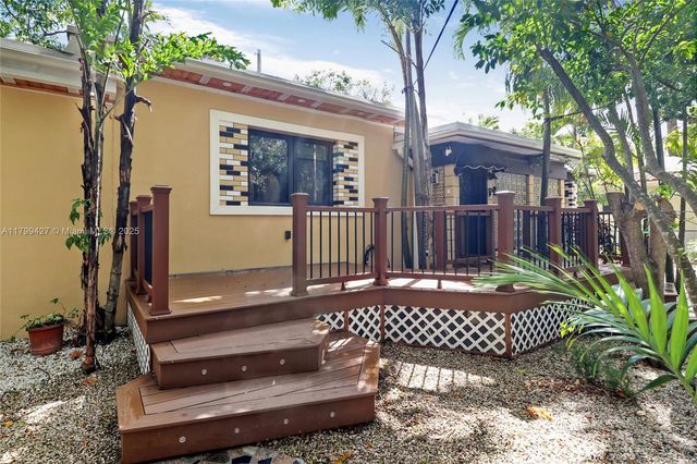 550 Quail Ave1, Miami Springs, FL 33166