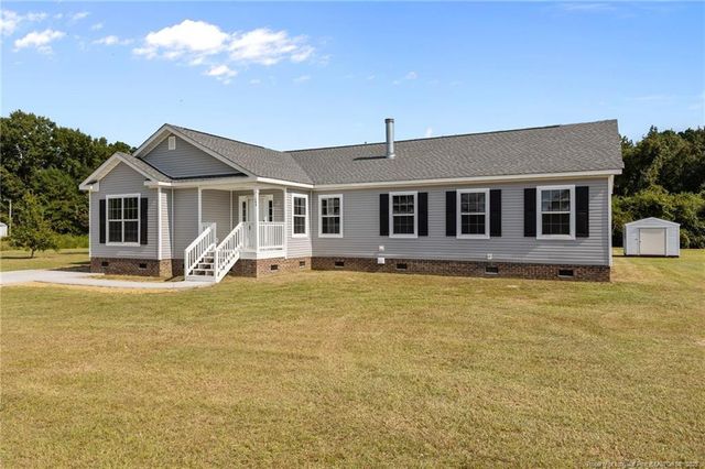 189 Little Coharie Lane, Roseboro, NC 28382