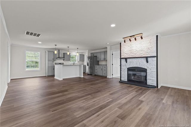 189 Little Coharie Lane, Roseboro, NC 28382