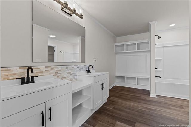 189 Little Coharie Lane, Roseboro, NC 28382