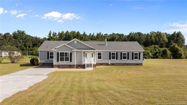 189 Little Coharie Lane, Roseboro, NC 28382