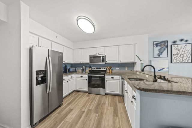 970 E Hwy 98 806, Destin, FL 32541