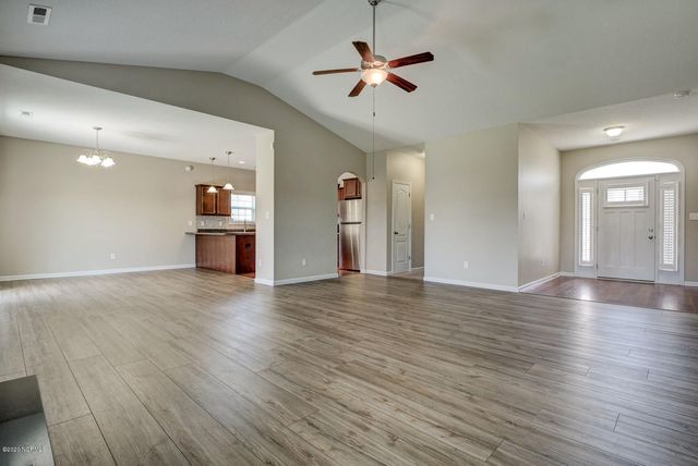 116 Regatta Way, Sneads Ferry, NC 28460