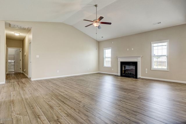 116 Regatta Way, Sneads Ferry, NC 28460
