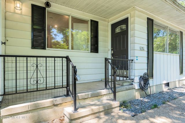 8 Michigan Avenue A, Whiting, NJ 08759
