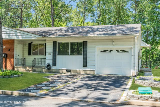 8 Michigan Avenue A, Whiting, NJ 08759