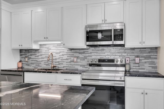 8 Michigan Avenue A, Whiting, NJ 08759
