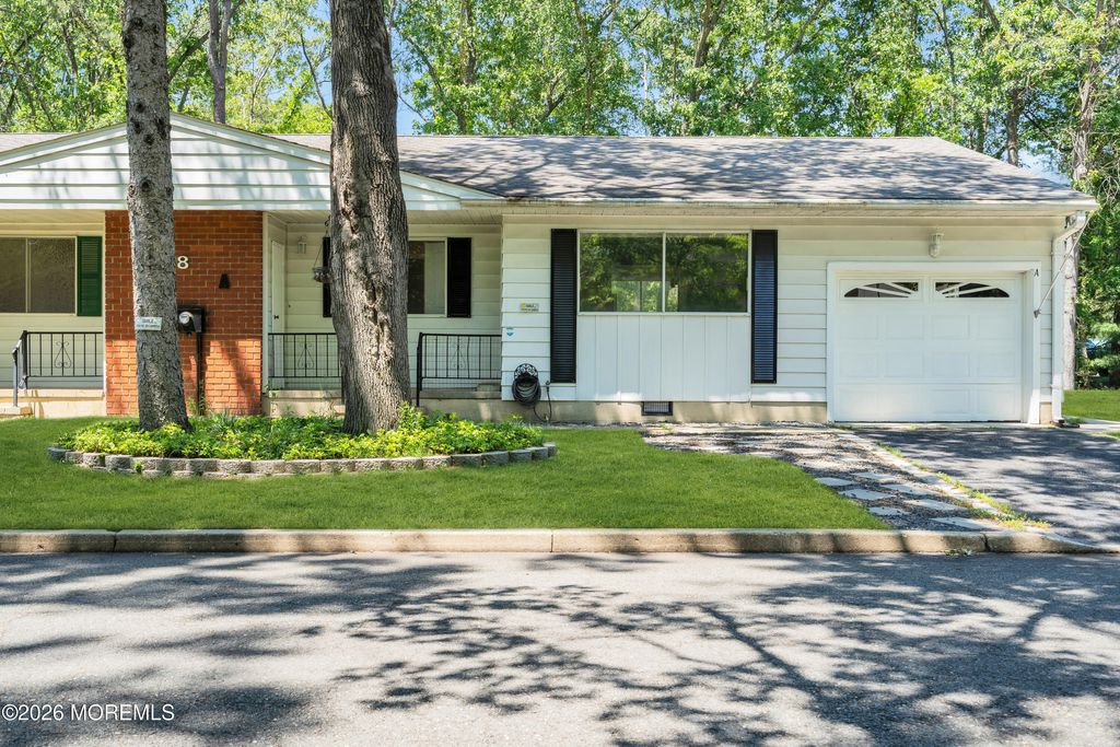 8 Michigan Avenue A, Whiting, NJ 08759