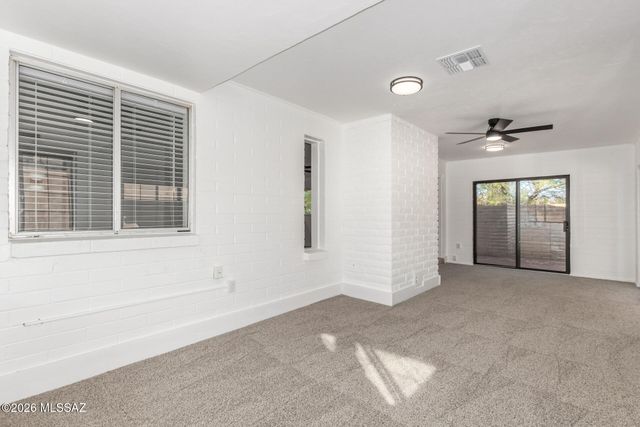 1717 S Burning Tree Avenue, Tucson, AZ 85710