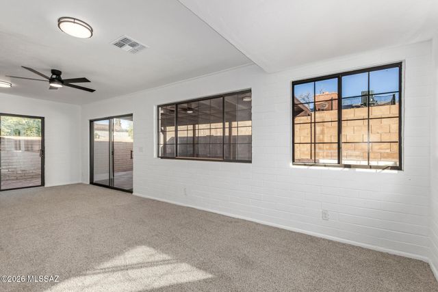 1717 S Burning Tree Avenue, Tucson, AZ 85710