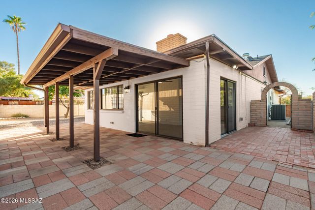 1717 S Burning Tree Avenue, Tucson, AZ 85710