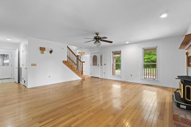 177 Shangri La Drive, Mineral Bluff, GA 30559