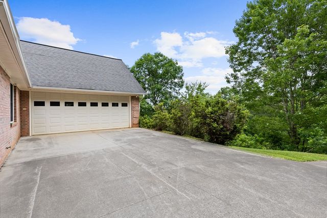 177 Shangri La Drive, Mineral Bluff, GA 30559