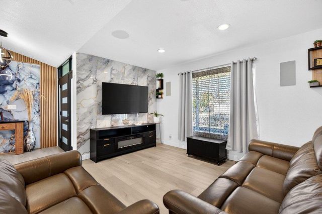 500 Ronan Avenue, Gilroy, CA 95020