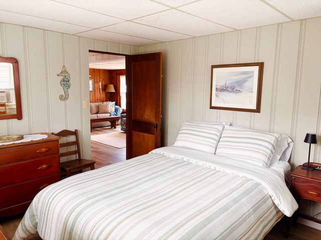 6 Oak Street, Dennis Port, MA 02639