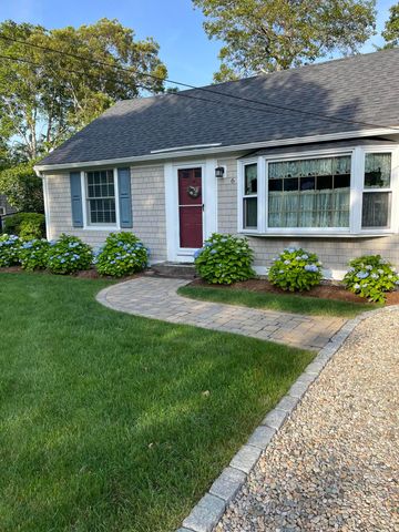 6 Oak Street, Dennis Port, MA 02639
