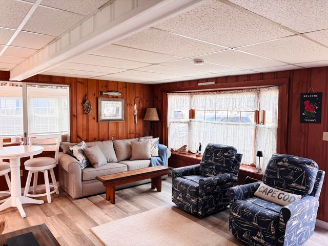 6 Oak Street, Dennis Port, MA 02639