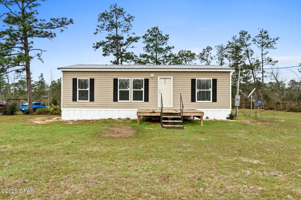 3170 Wheeler Lane, Chipley, FL 32428