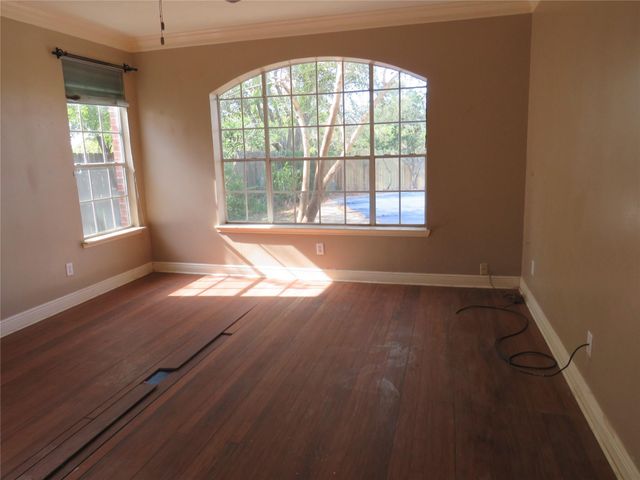 1212 Bob White Drive, Friendswood, TX 77546